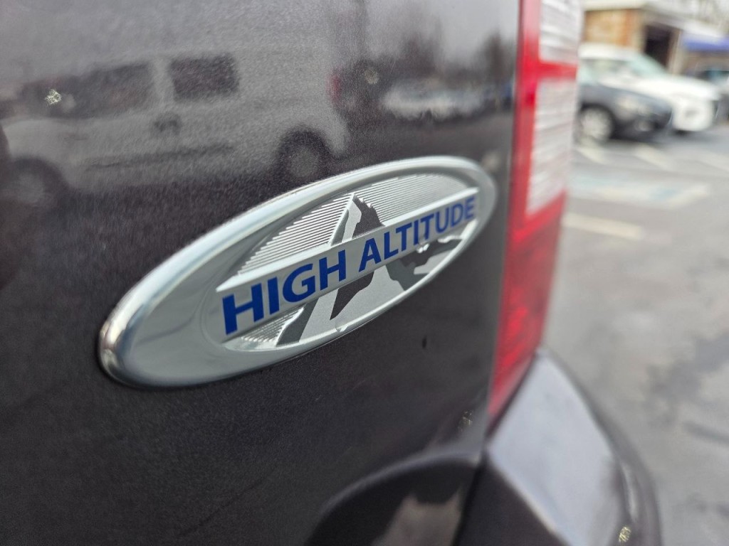 2015 Jeep Patriot Image 9