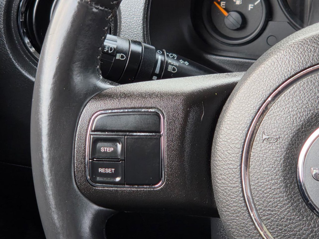 2015 Jeep Patriot Image 26
