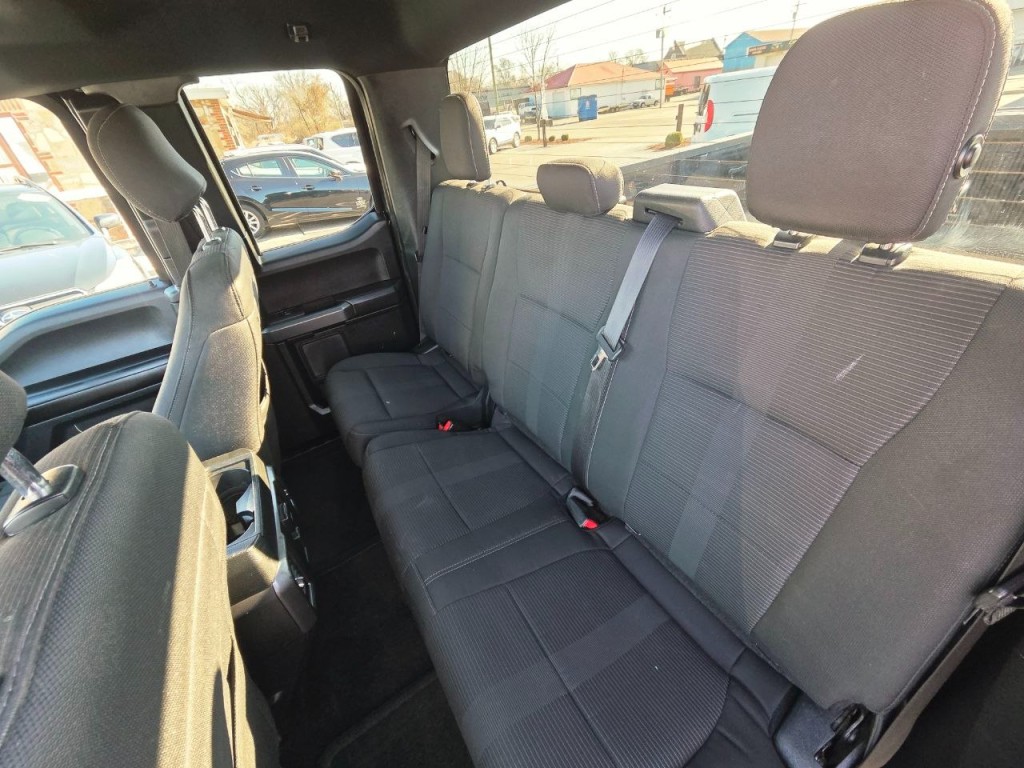 2016 Ford F-150 Image 17