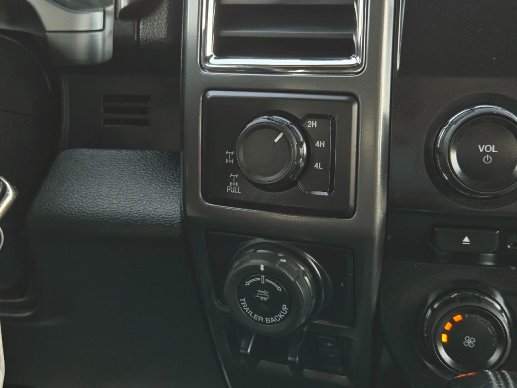 2016 Ford F-150 Image 29