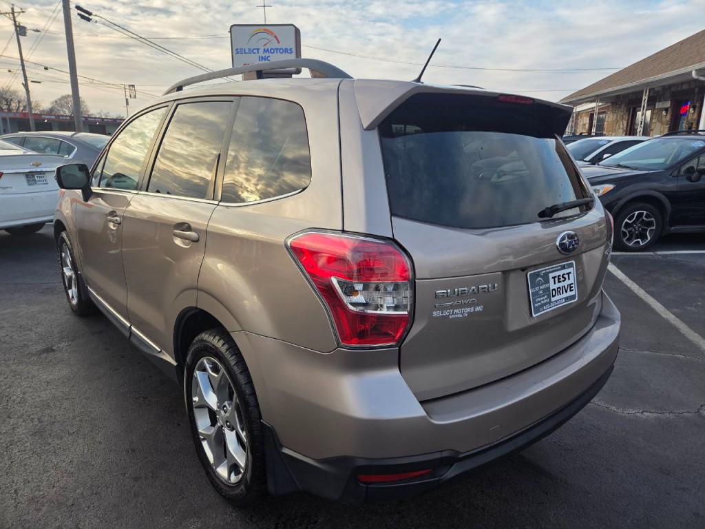 2015 Subaru Forester Image 4