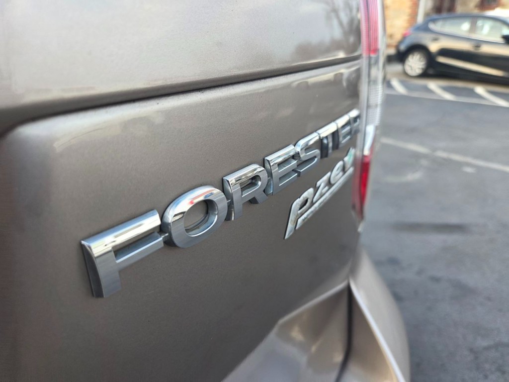2015 Subaru Forester Image 9