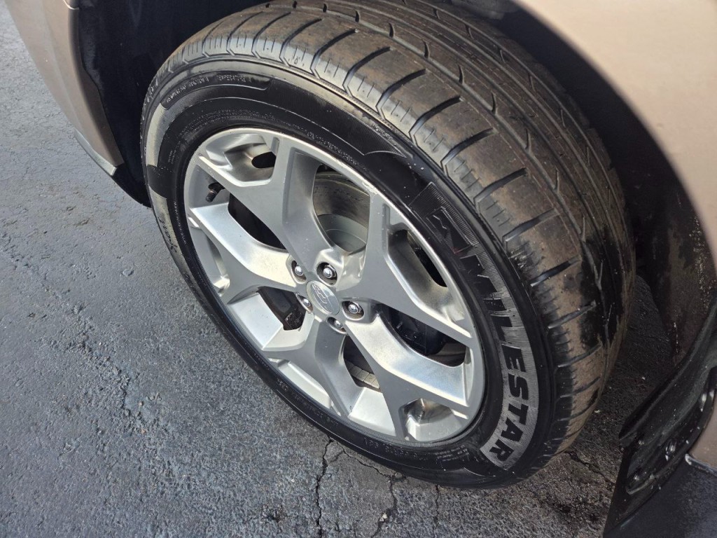 2015 Subaru Forester Image 11