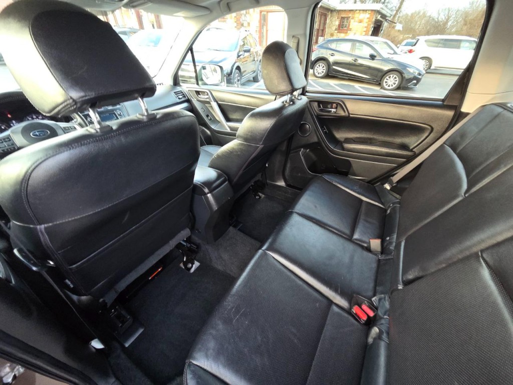 2015 Subaru Forester Image 14