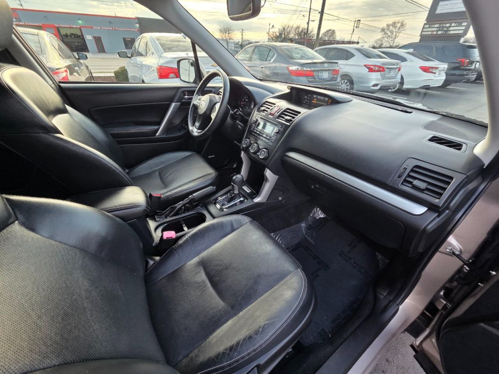 2015 Subaru Forester Image 18