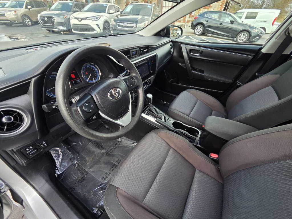 2019 Toyota Corolla Image 12