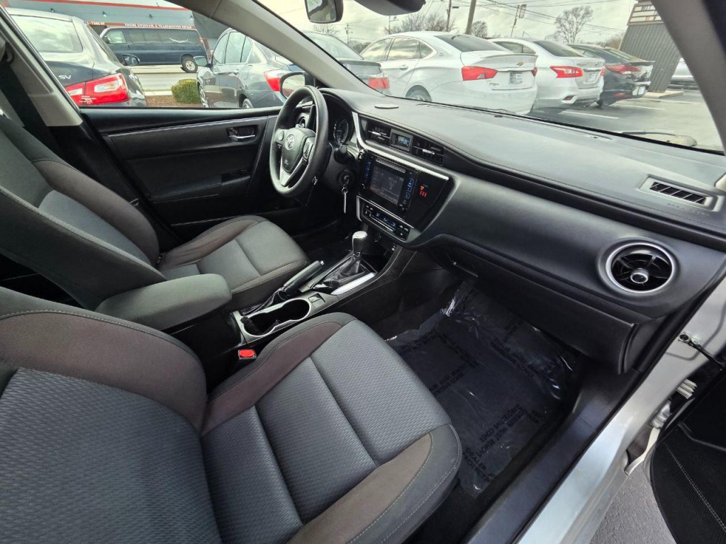 2019 Toyota Corolla Image 18