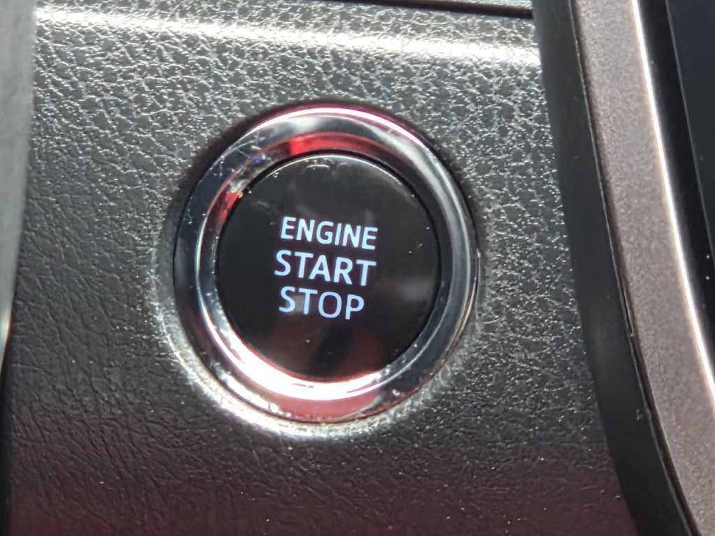 2018 Toyota Camry Image 22