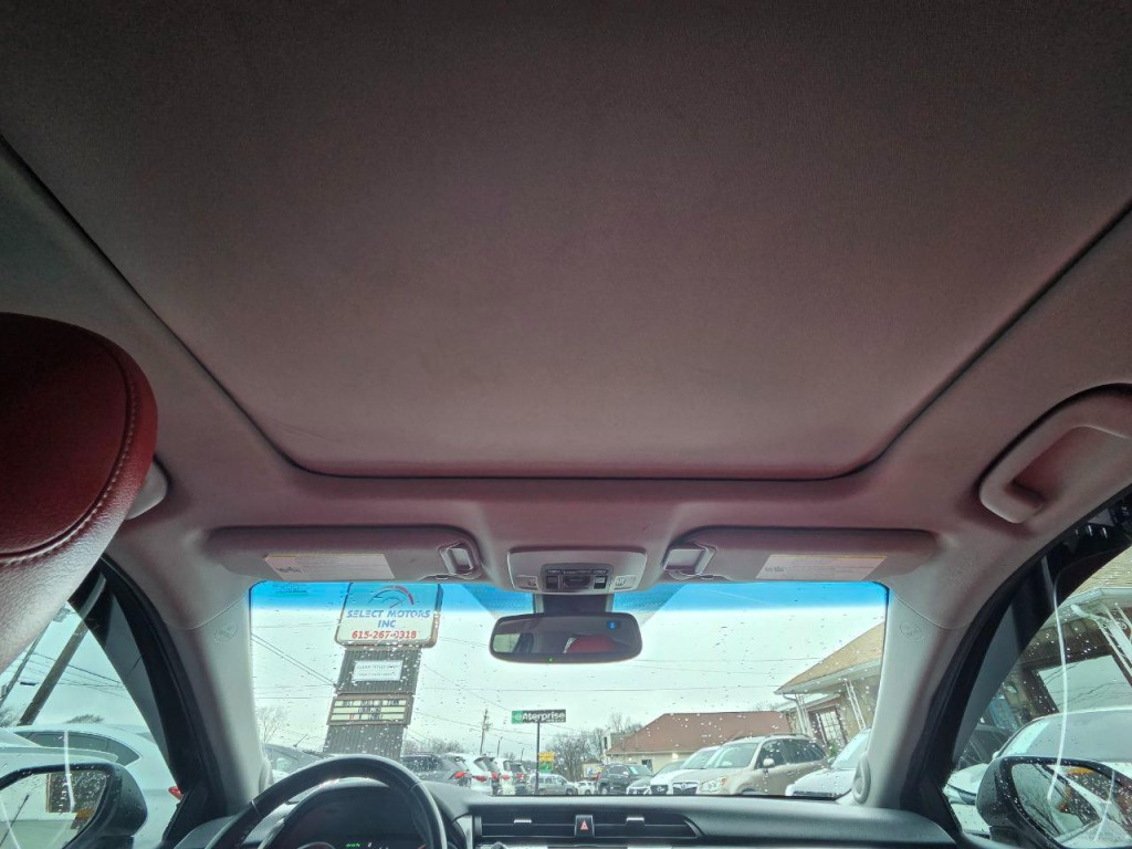 2018 Toyota Camry Image 24