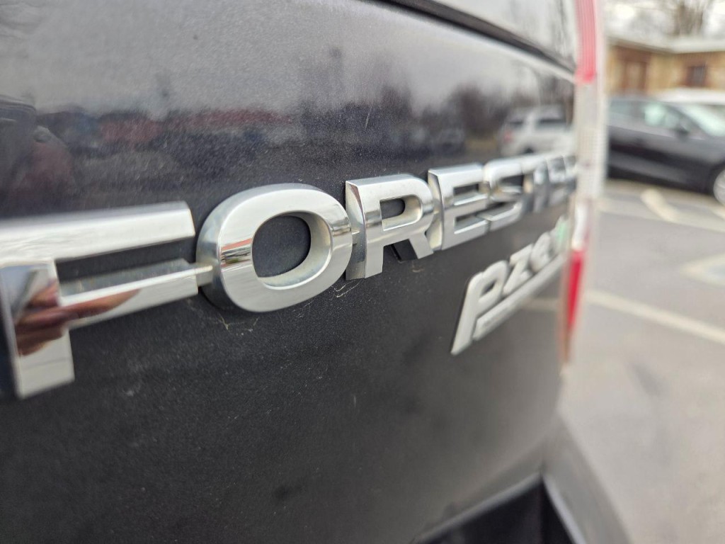 2016 Subaru Forester Image 8