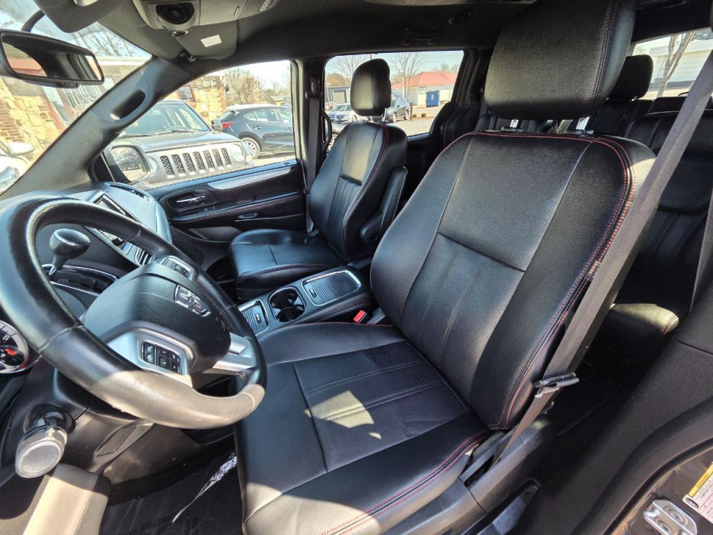 2018 Dodge Grand Caravan Image 13