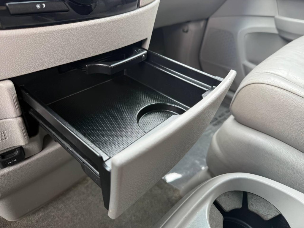 2012 Honda Odyssey Image 30