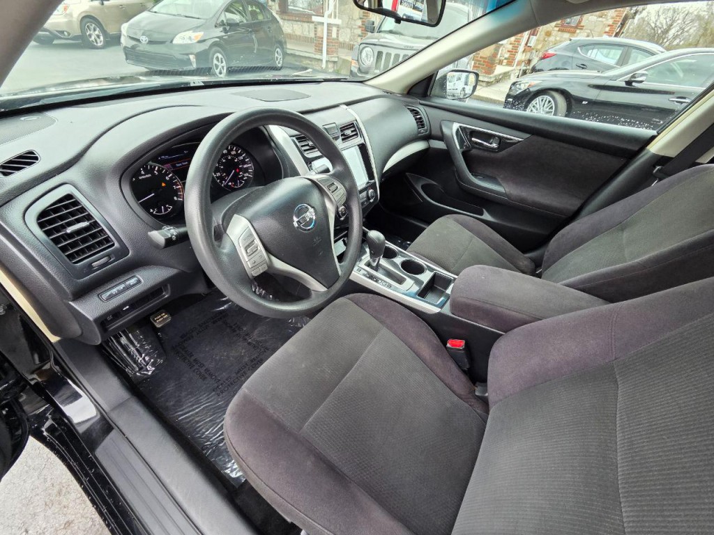 2013 Nissan Altima Image 11