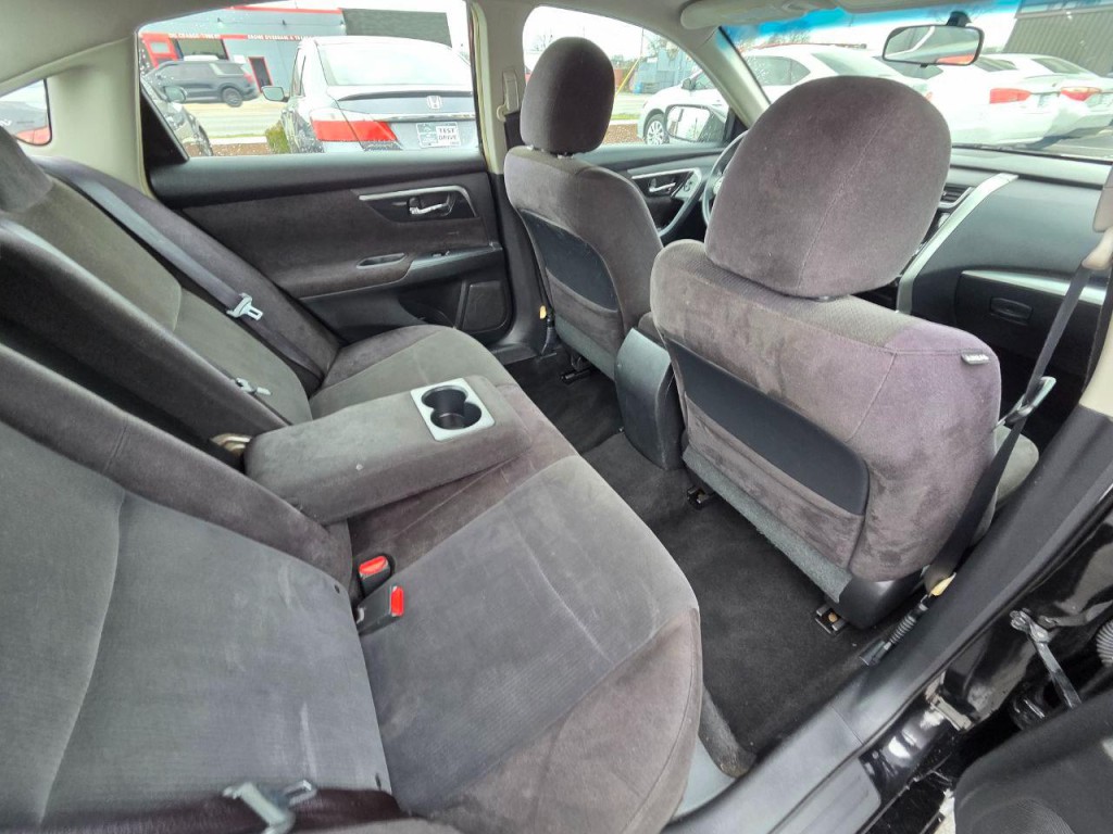 2013 Nissan Altima Image 15