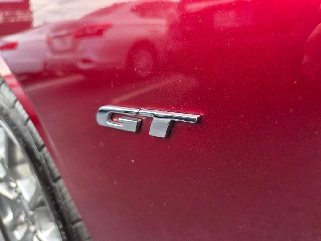 2017 Dodge Challenger Image 9