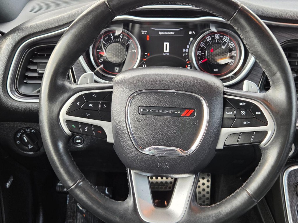 2017 Dodge Challenger Image 22