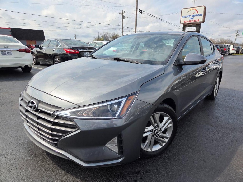 2019 Hyundai Elantra Image 2