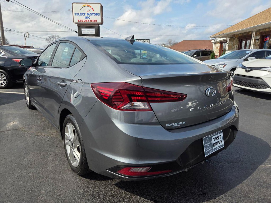 2019 Hyundai Elantra Image 4