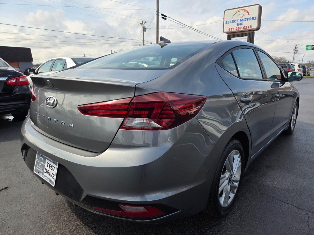 2019 Hyundai Elantra Image 5