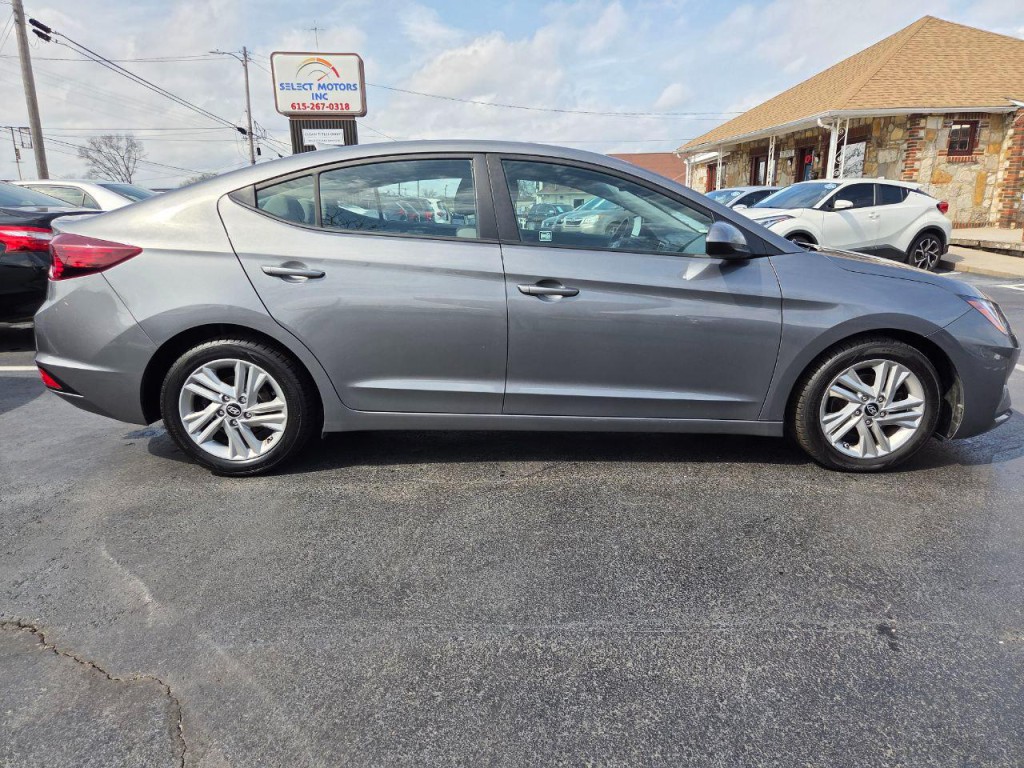 2019 Hyundai Elantra Image 6