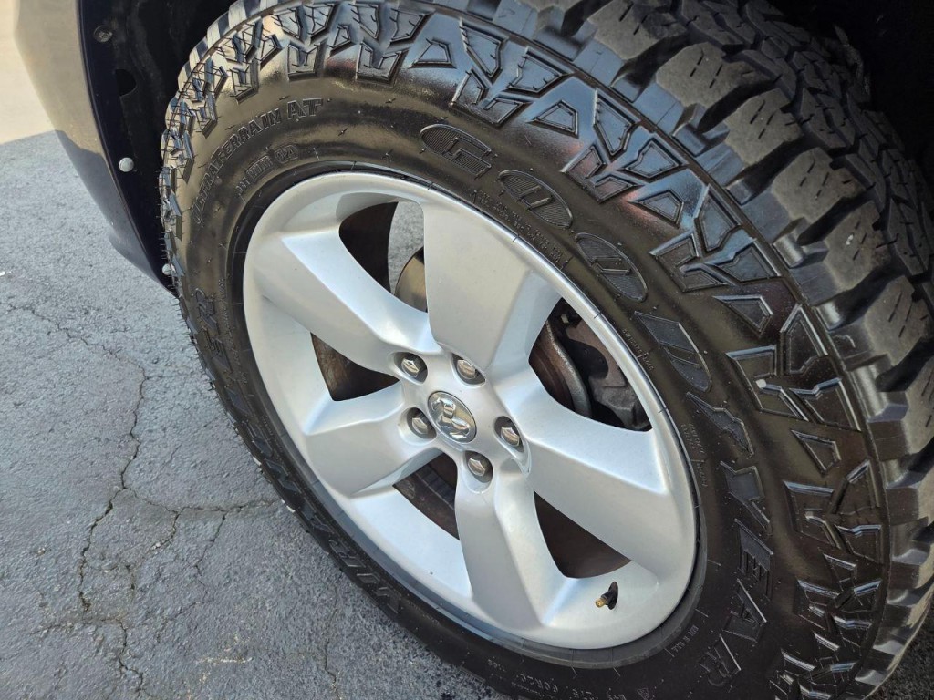 2015 RAM 1500 Image 10