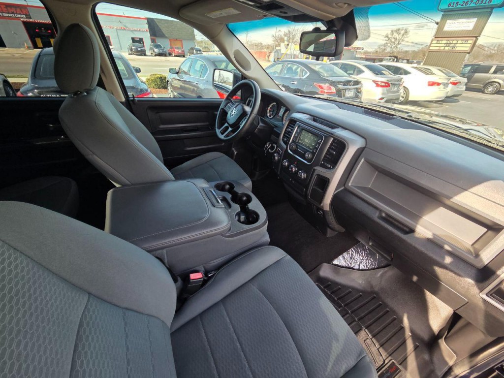 2015 RAM 1500 Image 17