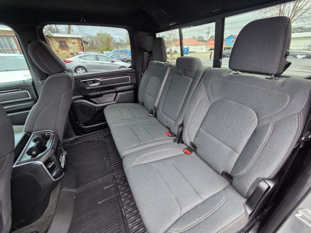 2023 RAM 1500 Image 15