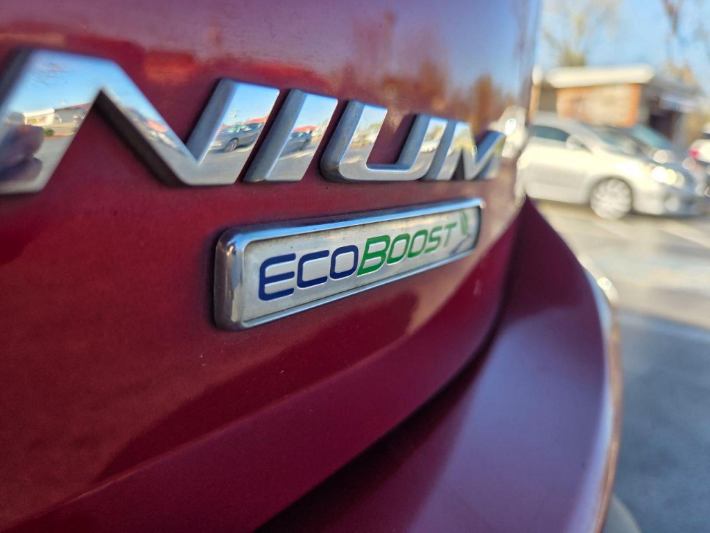 2018 Ford Edge Image 10