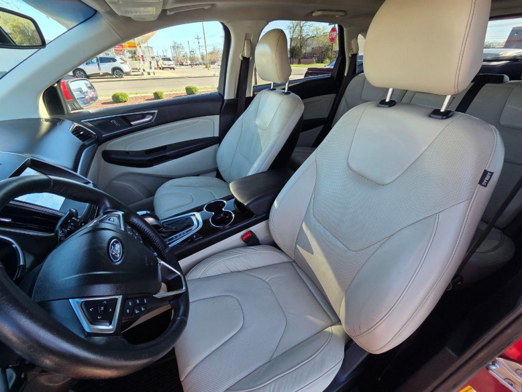 2018 Ford Edge Image 14