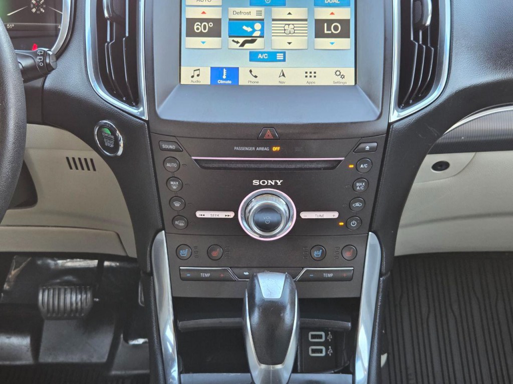 2018 Ford Edge Image 23