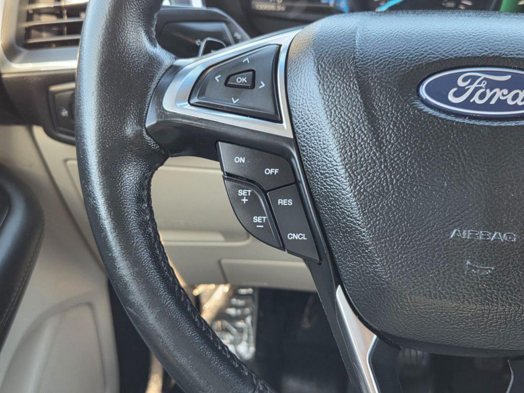 2018 Ford Edge Image 29