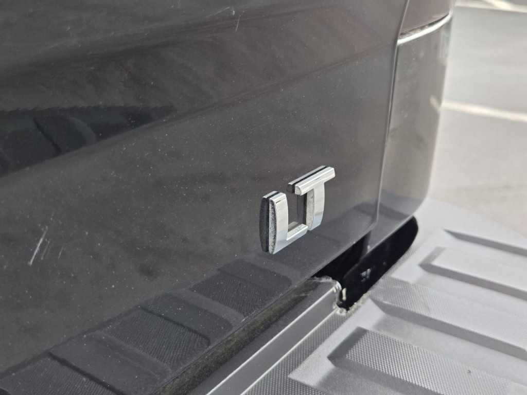 2018 Chevrolet Silverado 1500 Image 9