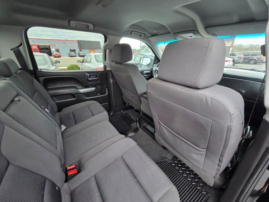 2018 Chevrolet Silverado 1500 Image 19