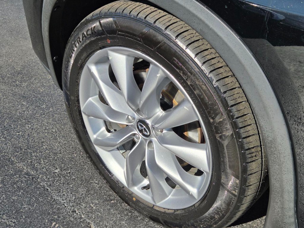 2019 INFINITI QX50 Image 9