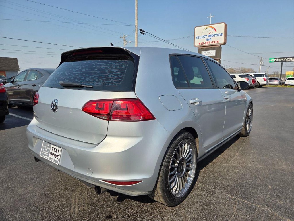 2017 Volkswagen GTI Image 5