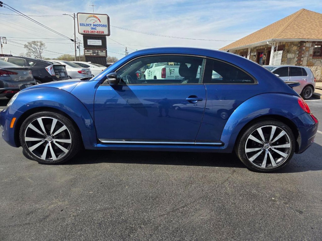 2012 Volkswagen Beetle Image 3