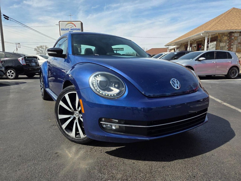 2012 Volkswagen Beetle Image 6