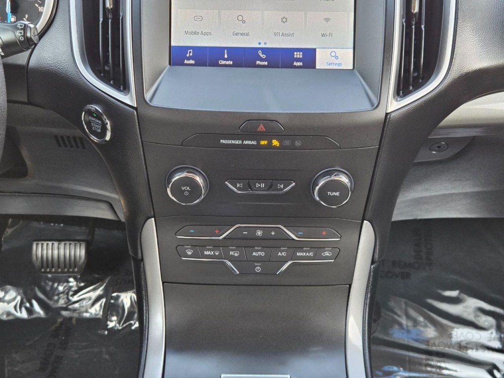 2019 Ford Edge Image 21