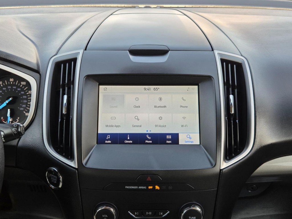 2019 Ford Edge Image 22