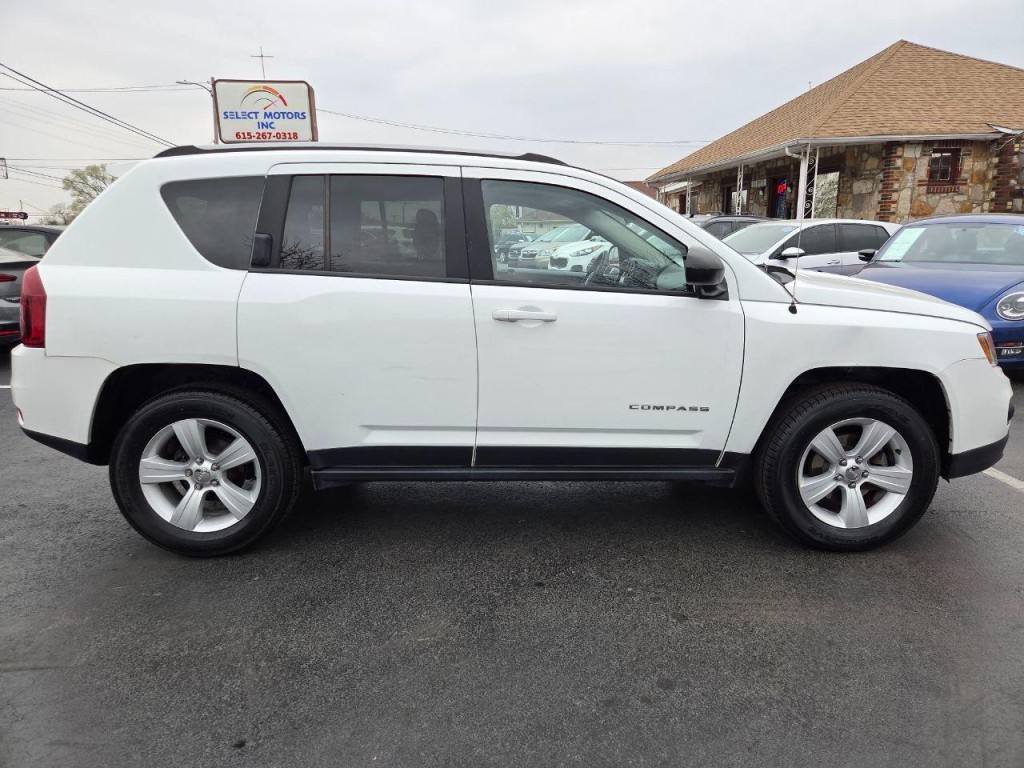 2017 Jeep Compass Image 6
