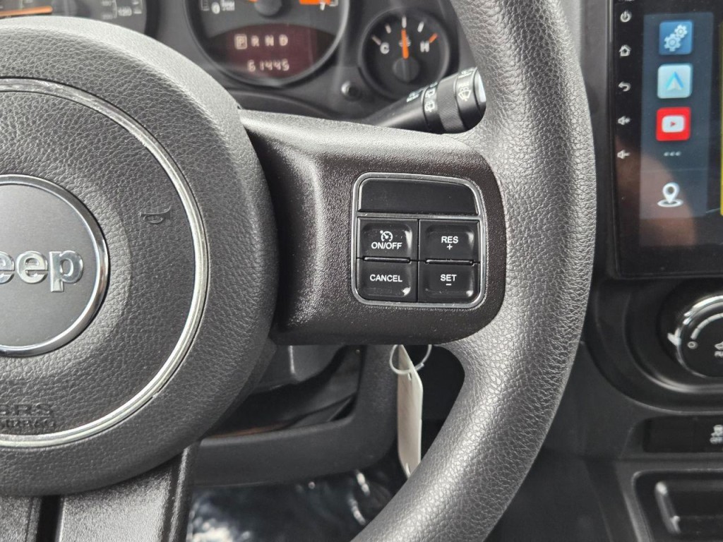2017 Jeep Compass Image 24