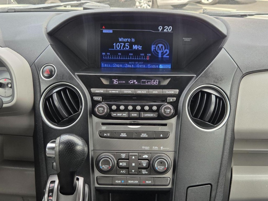 2015 Honda Pilot Image 19