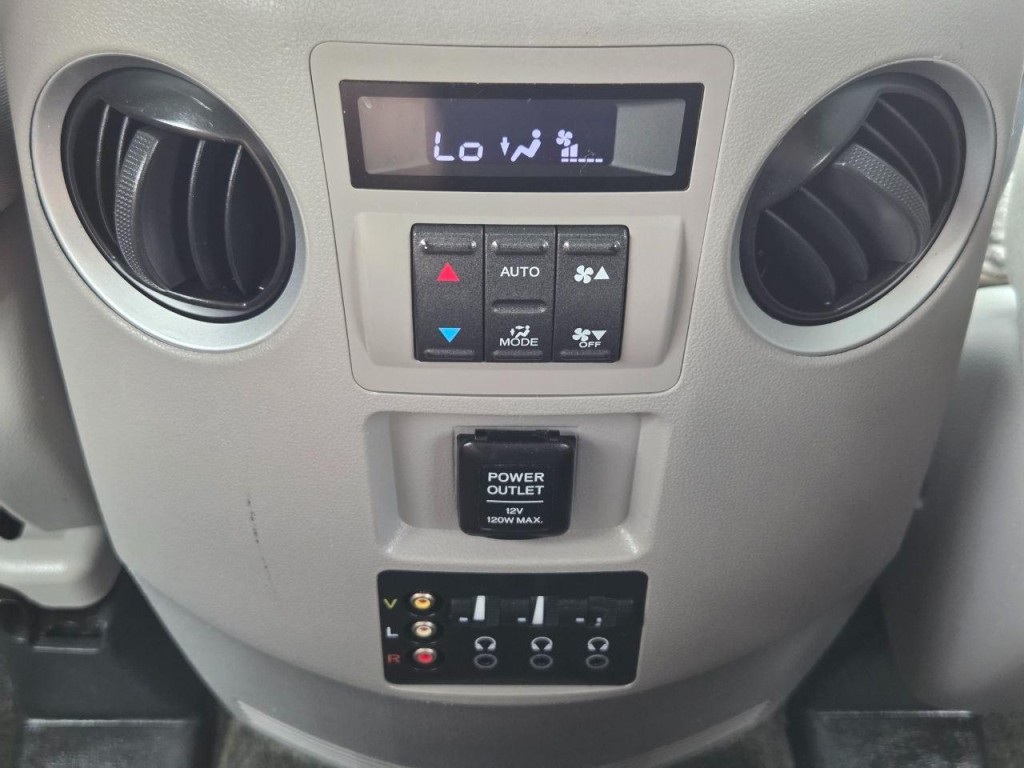 2015 Honda Pilot Image 25