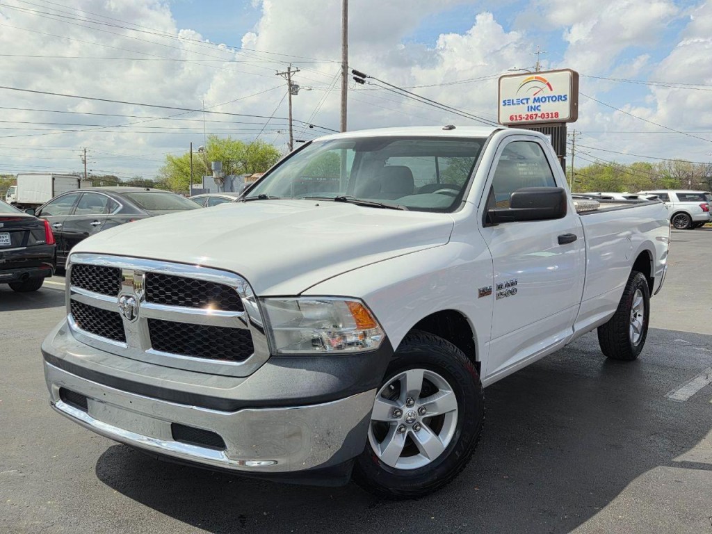 2014 RAM 1500 Image 2