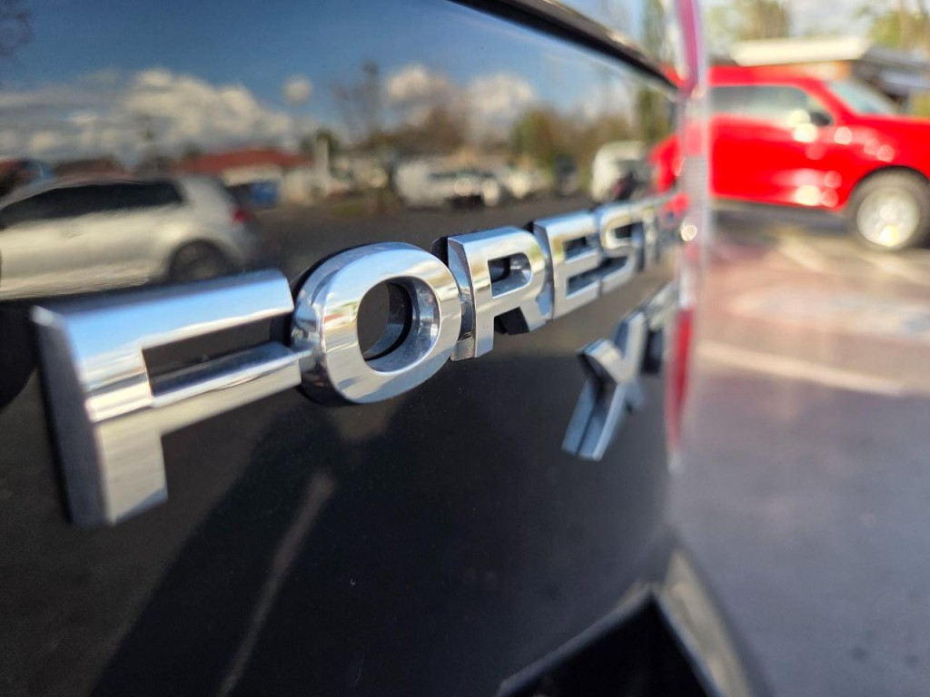 2015 Subaru Forester Image 11