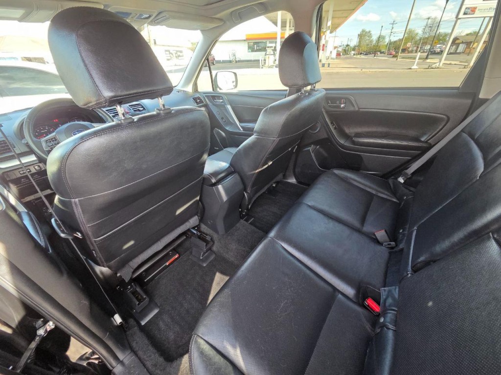 2015 Subaru Forester Image 15