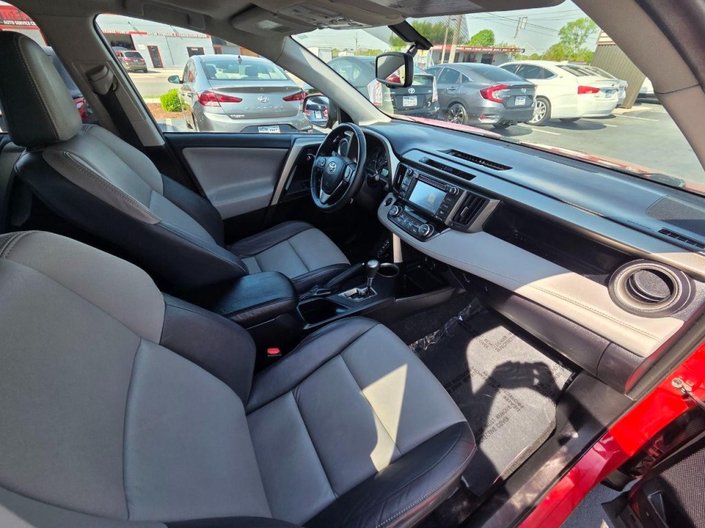 2014 Toyota Rav4 Image 18
