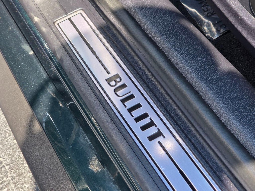 2019 Ford Mustang Image 10