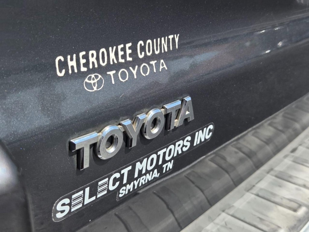2004 Toyota 4Runner Image 11