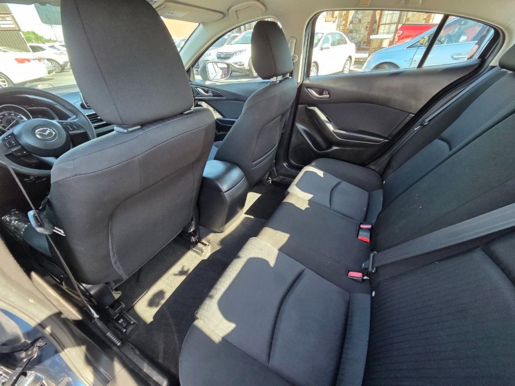2014 Mazda Mazda3 Image 14